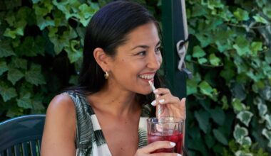 Dietitians Explain Benefits of Drinking Tart Cherry Juice