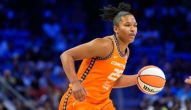 Alyssa Thomas gets emotional farewell as Sun retire her No. 25 jersey