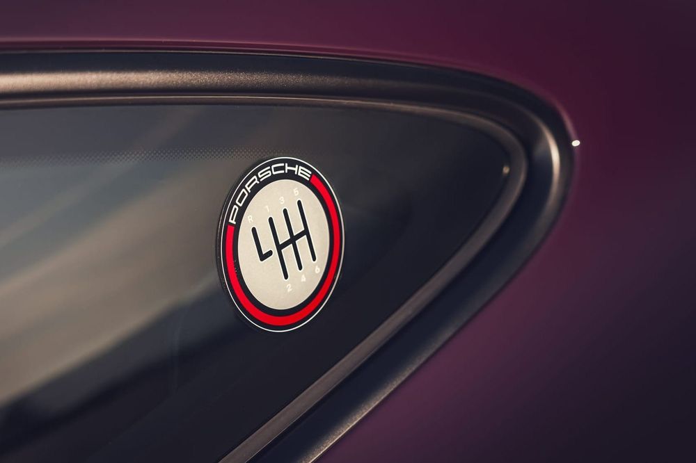 Porsche to keep selling manual 911s for “as long as we are legally allowed to”