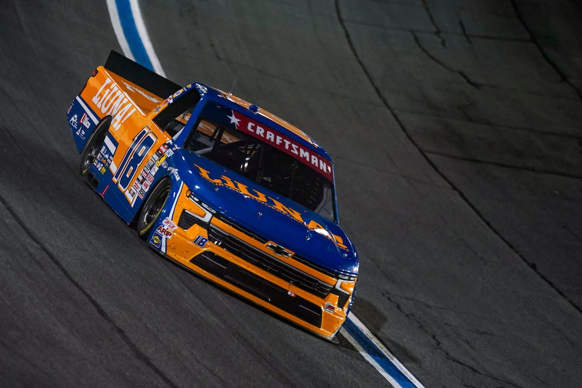 #18: Tyler Ankrum, McAnally Hilgemann Racing, LiUNA! Chevrolet Silverado