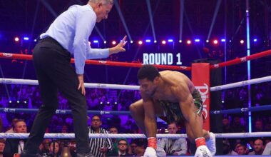 British boxing icon says Anthony Joshua’s punch resistance is gone: “The wind blows and your legs go”