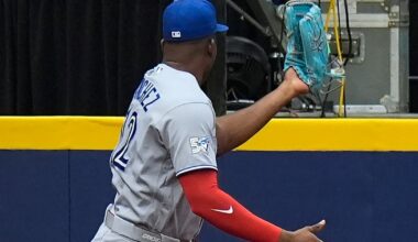John Schneider describes ‘weird’ plays that led to Jesus Sanchez miscues