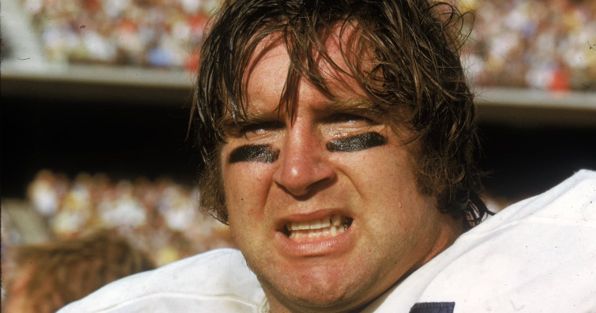 John Niland, who helped the Dallas Cowboys win their first Super Bowl championship, has died