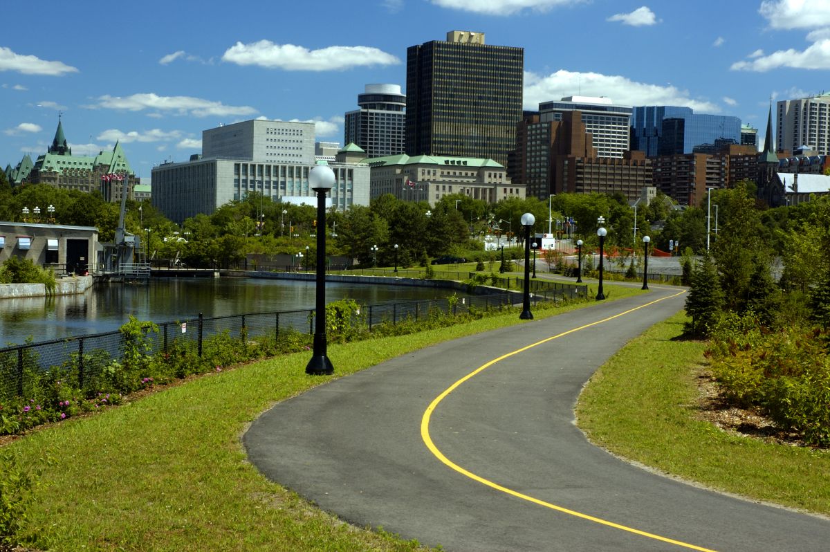 Ontario bike lane rules are already affecting Ottawa projects