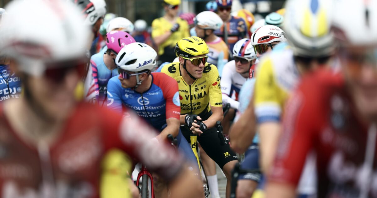 Kielich colours Renewi Tour opening stage with long breakaway - Team Visma