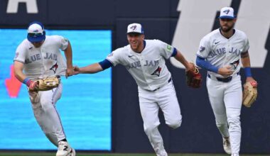 AL wild-card roundup: Blue Jays move 1.5 games back of Guardians