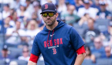 Red Sox up in arms over no catch call in loss to Yankees