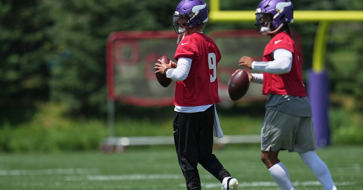 Minnesota Vikings name Kyler Murray starting quarterback ahead of incumbent J.J. McCarthy