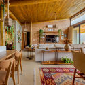 © Gabriel Neri Faim C.E. House / Dall'Ovo Magalhães Arquitetura - Interior Photography, Dining room, Wood, Chair