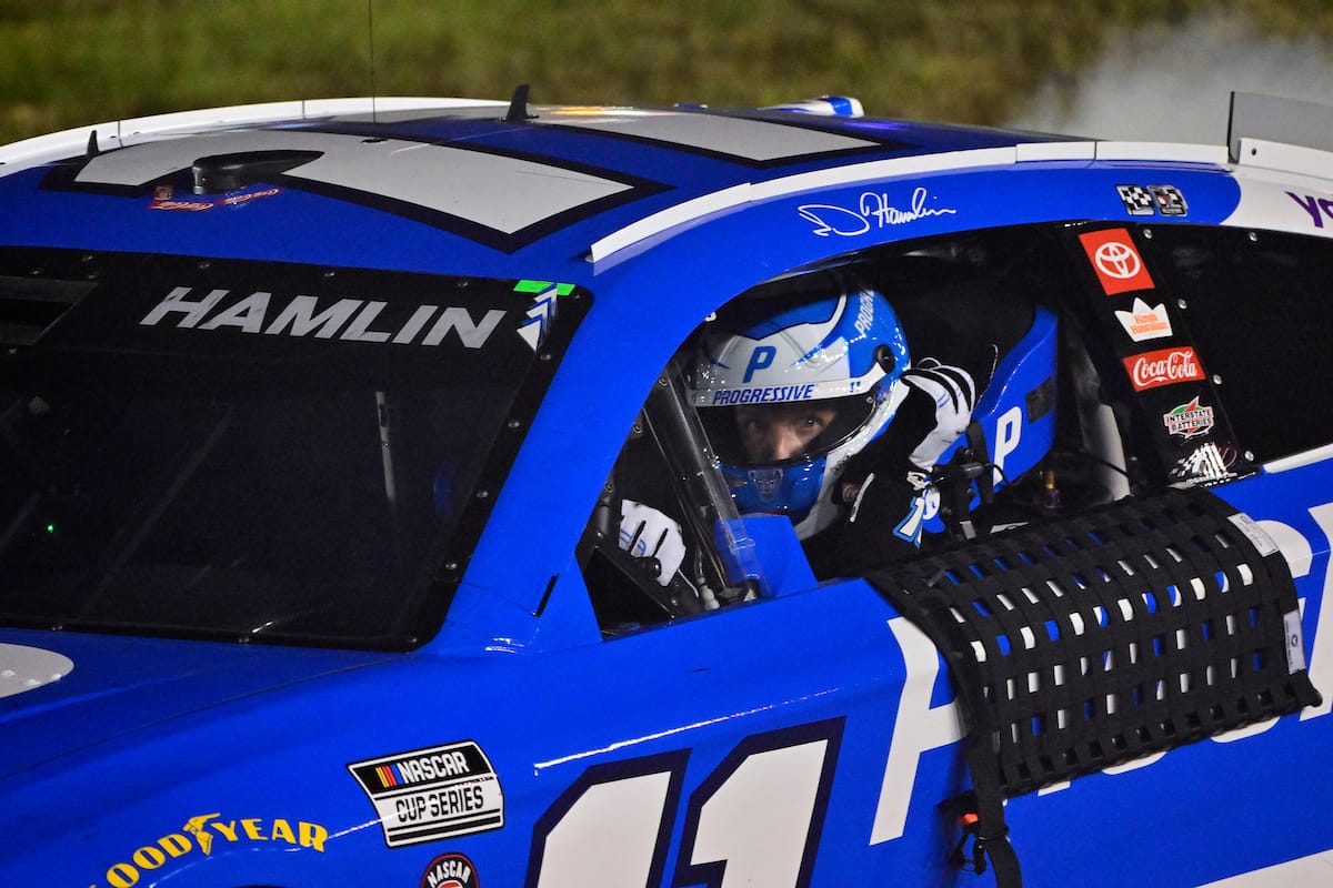 Credit: #11: Denny Hamlin, Joe Gibbs Racing, Progressive Insurance Toyota Camry celebrates his win