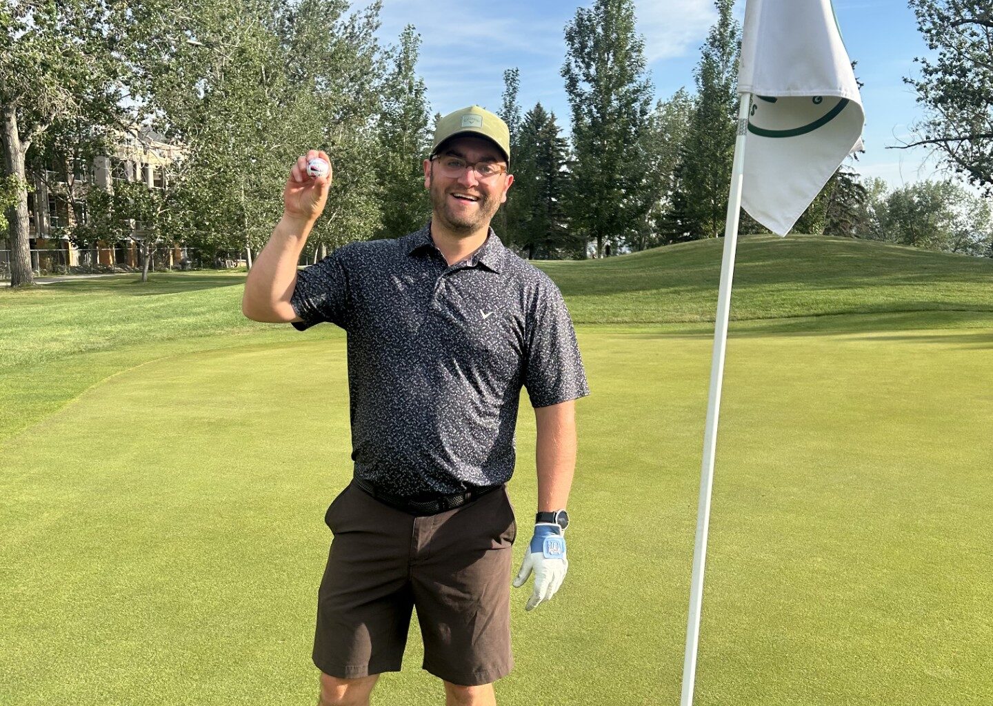 Cochrane Save-On-Foods manager nails first hole-in-one