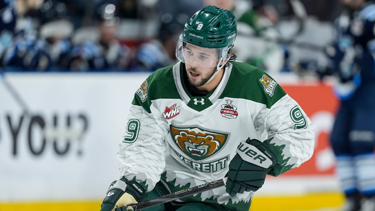 DuPont, Canada beat Slovakia at Hlinka Gretzky Cup