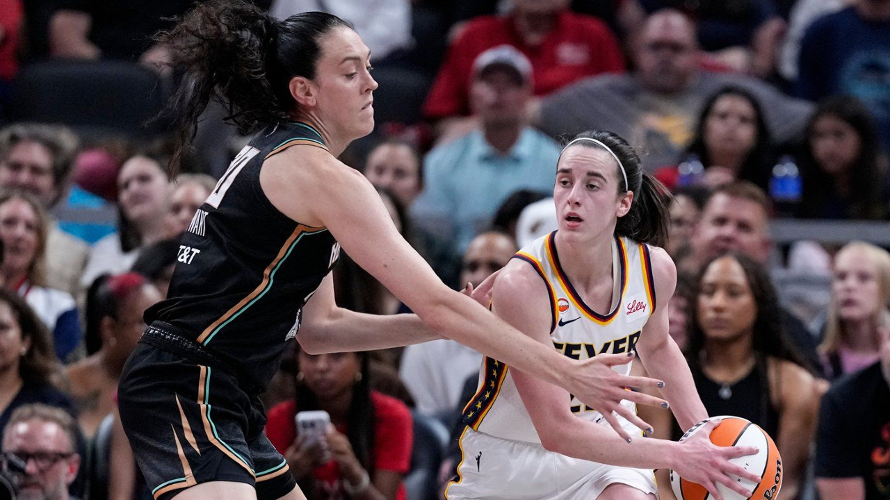 Mitchell, Clark help Fever continue hot streak with victory over Liberty