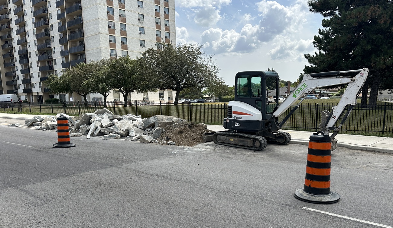 Rubble piles, lane closures and fencing: Construction crews back on newer Finch West LRT corridor