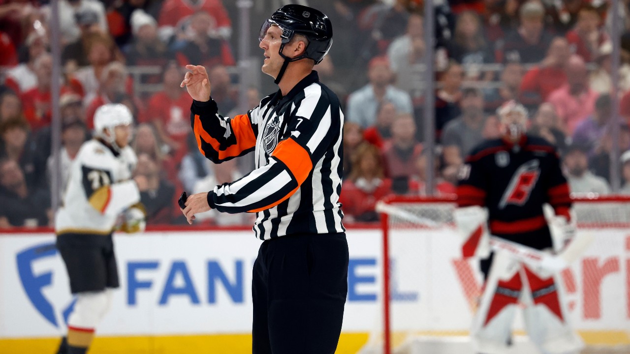 NHL referee Garrett Rank wins his 4th Canadian Men’s Mid-Amateur golf title