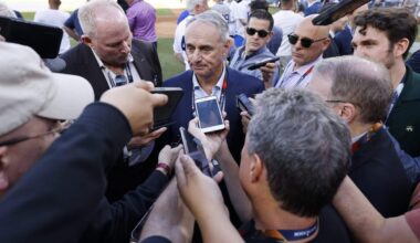 Are MLB teams really losing money? How united are the owners? The labor mailbag answers all