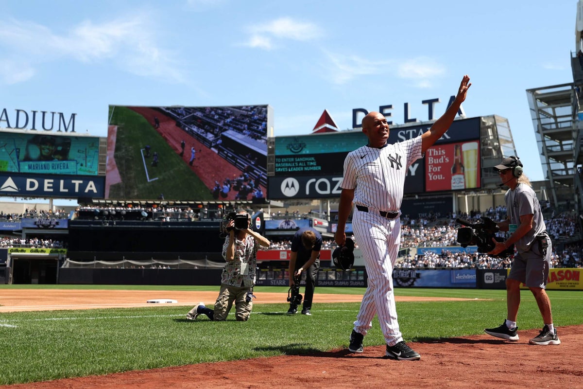Mariano Rivera makes his return to Old-Timers’ Day at Yankee Stadium, one year after injury