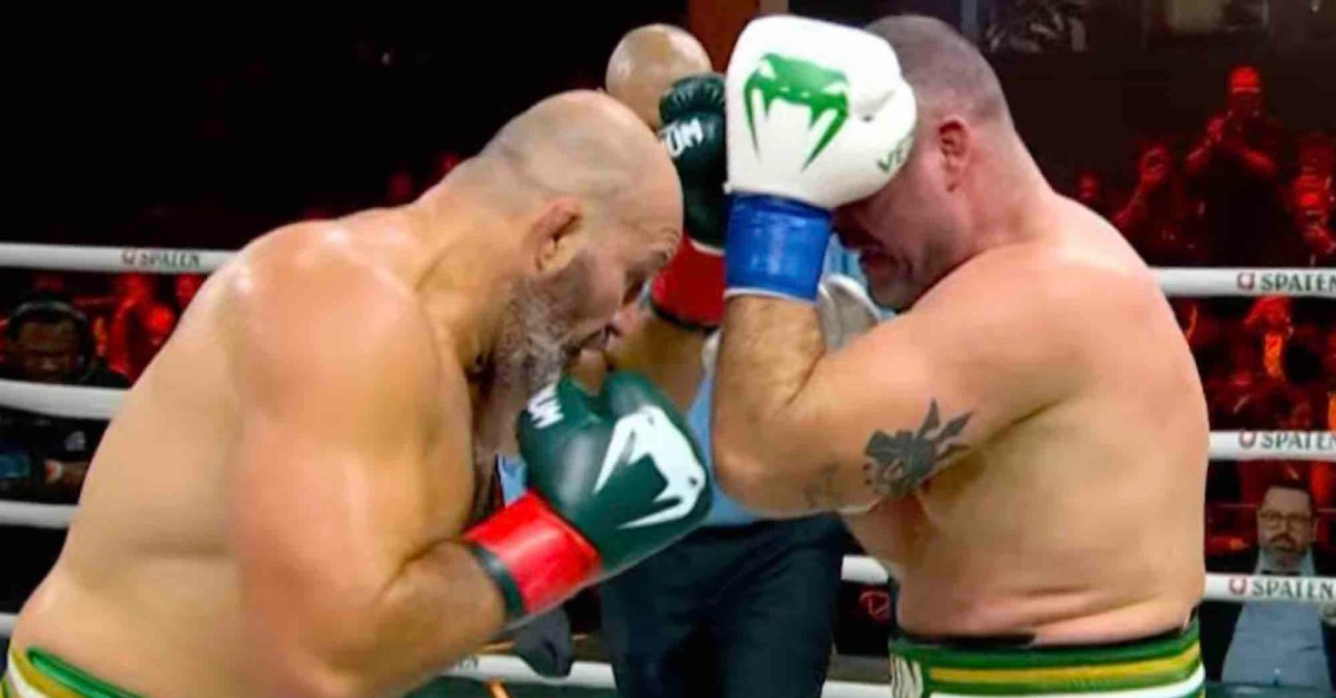 Glover Teixeira scores early knockdown, dominates ‘Shogun’ Rua across 8 rounds to win decision