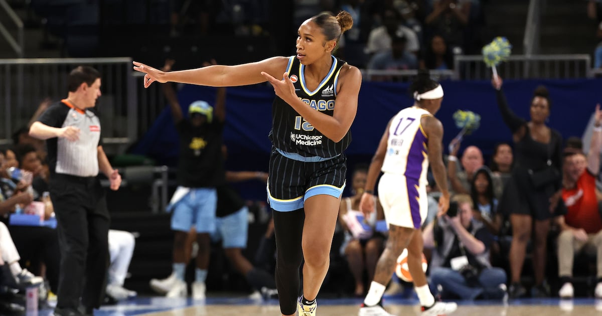 Sydney Taylor’s last-second three-pointer gives Chicago Sky win over Las Vegas Aces