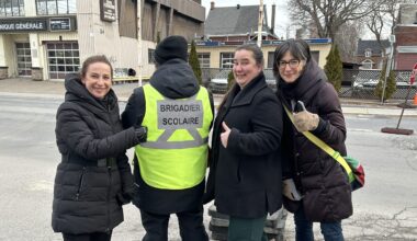 Parents renew calls for permanent crossing guard at Montreal West intersection ahead of school year