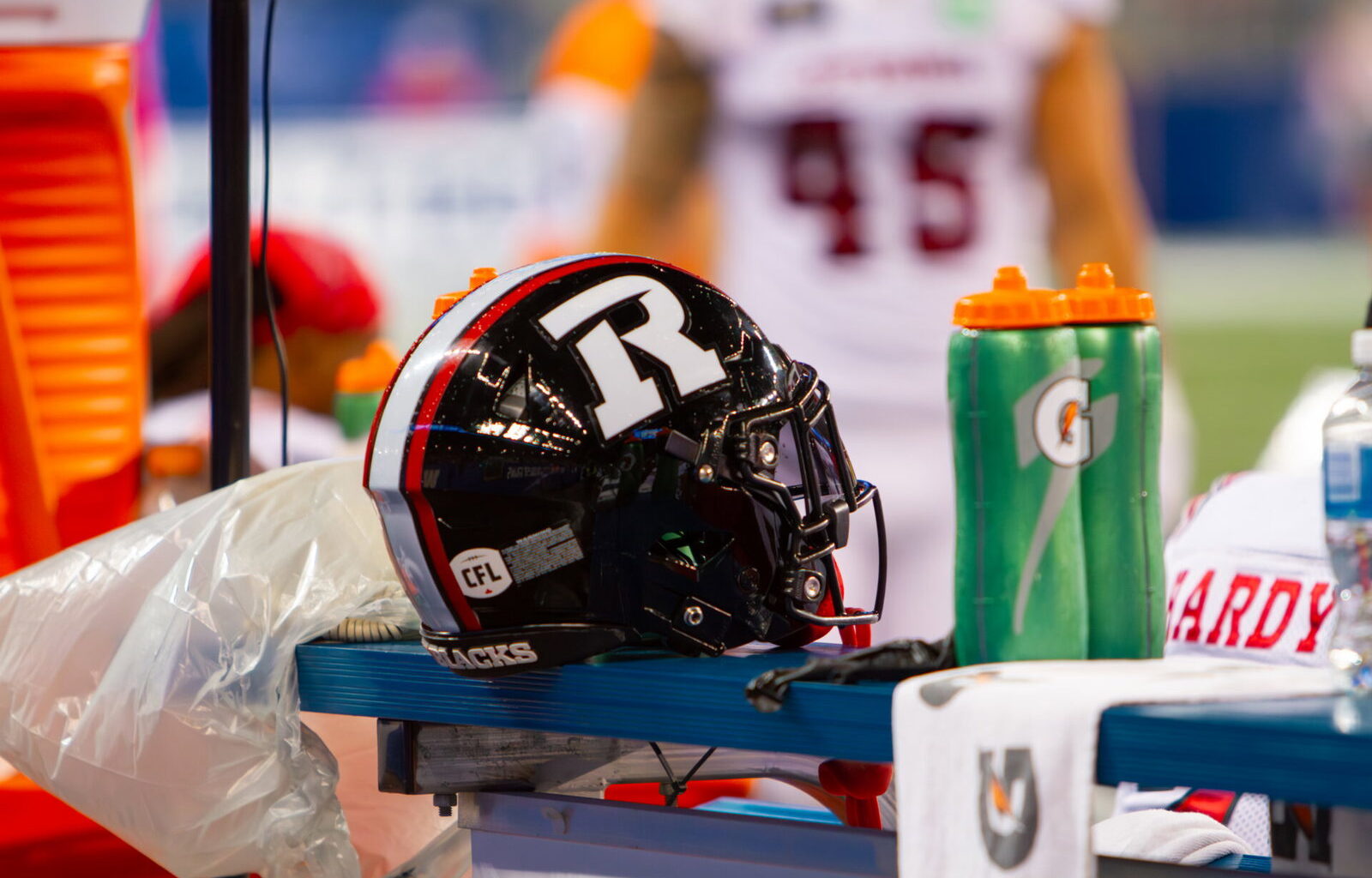 Ottawa Redblacks release two, sign three