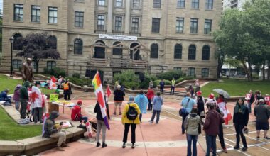 Albertans stand for united Canada ahead of separation referendum