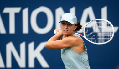 Shnaider, Swiatek reach milestones ahead of Toronto quarterfinal