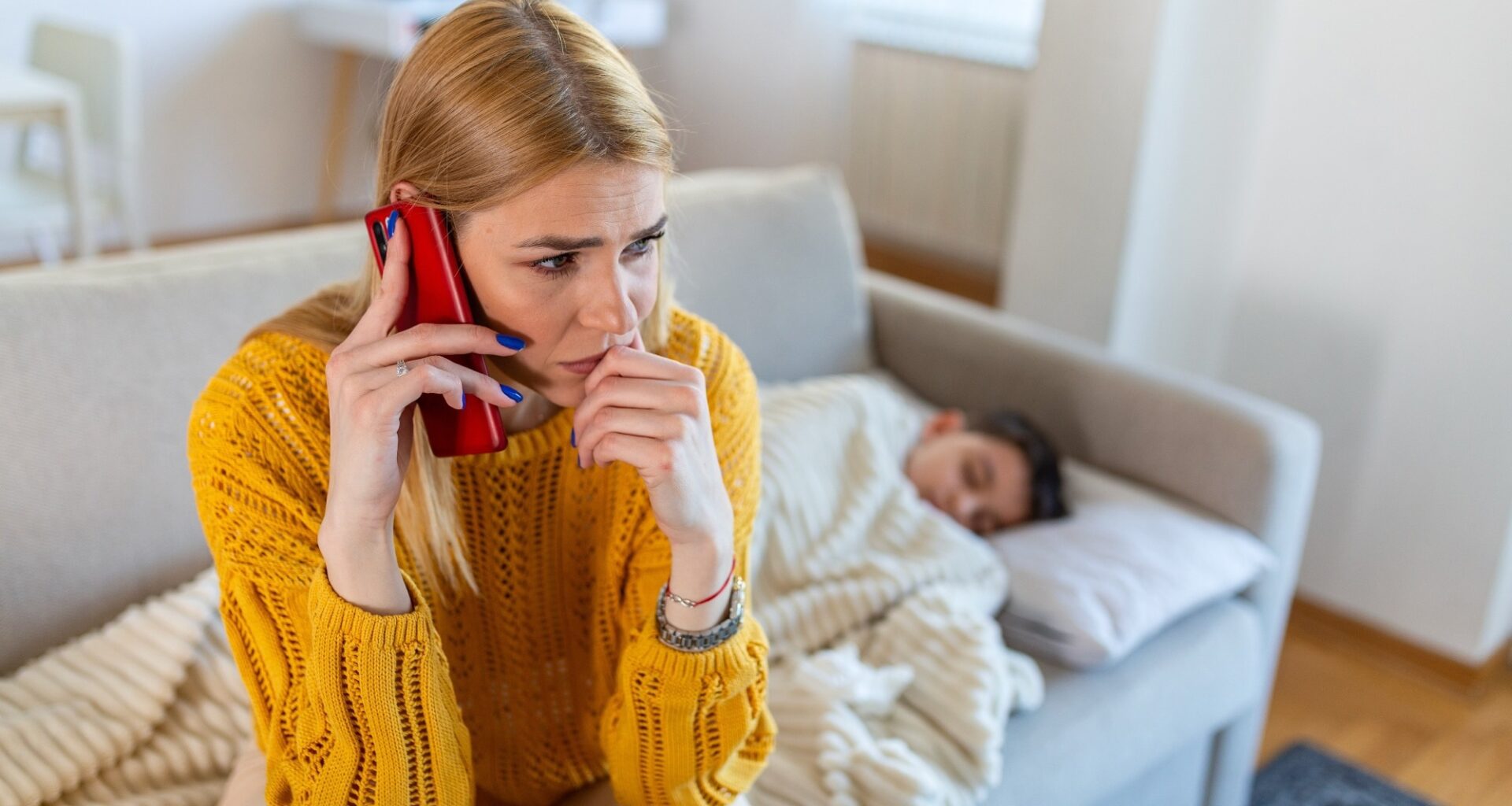 Study: The roles of pre-season immunity, age, viral shedding, and community exposures in shaping influenza household transmission dynamics. Image Credit: Photoroyalty / Shutterstock