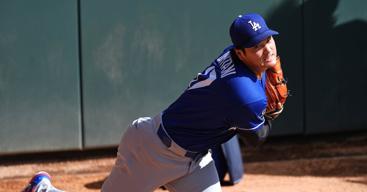 Los Angeles Dodgers place Edwin Diaz on IL with neck inflammation; Shohei Ohtani throws bullpen