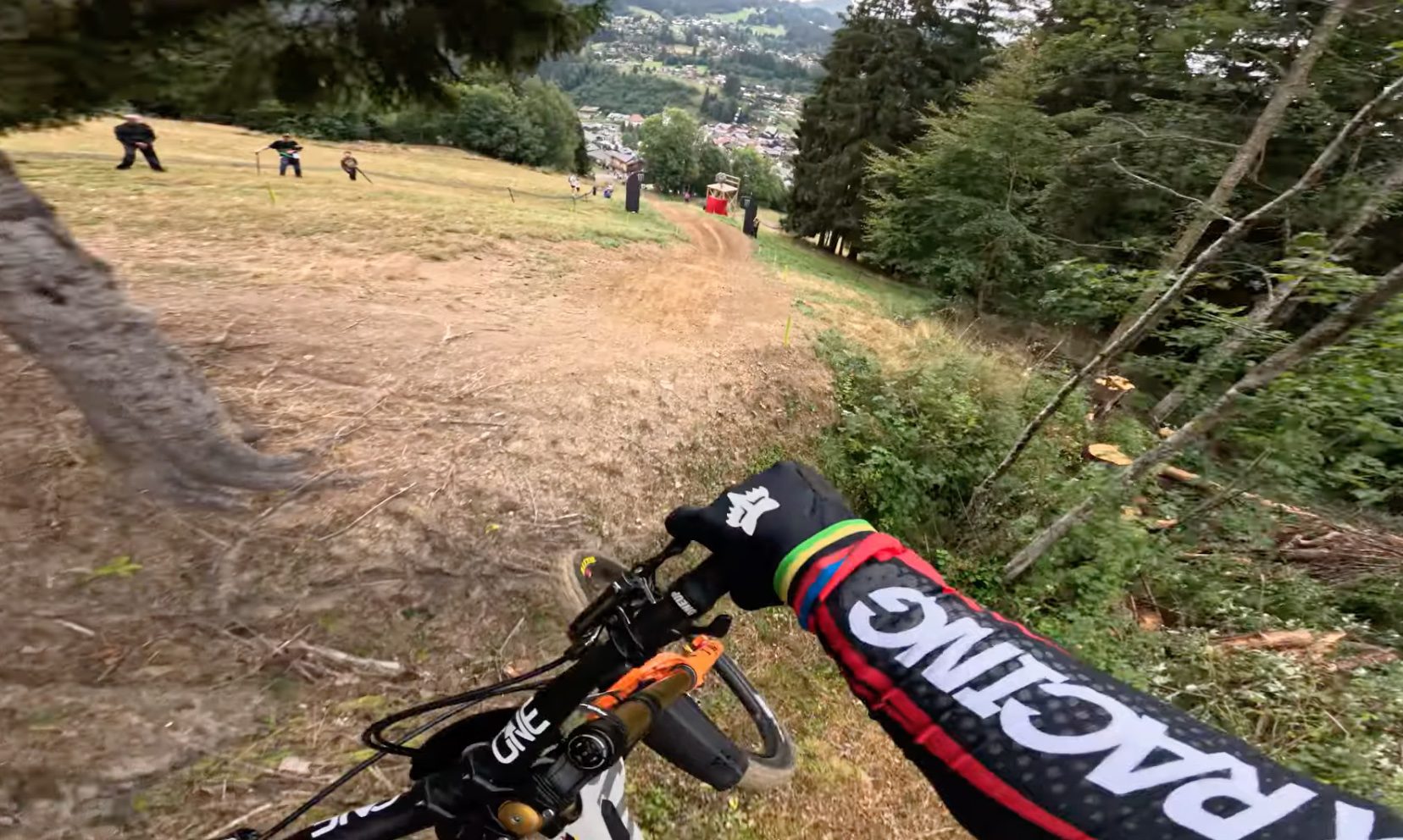 Les Gets course preview: Jackson Goldstone slides through steeps (and some flats) in France