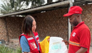 Canadian aid workers describe Ebola outbreak: Awful'