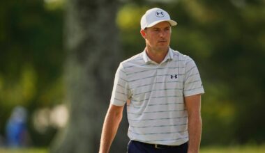 Keith Mitchell, Jordan Spieth find water, out of PGA Tour playoffs