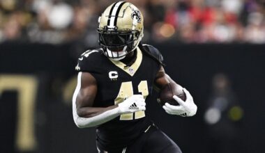 Report: Saints RB Kamara expected to miss at least one month with knee injury