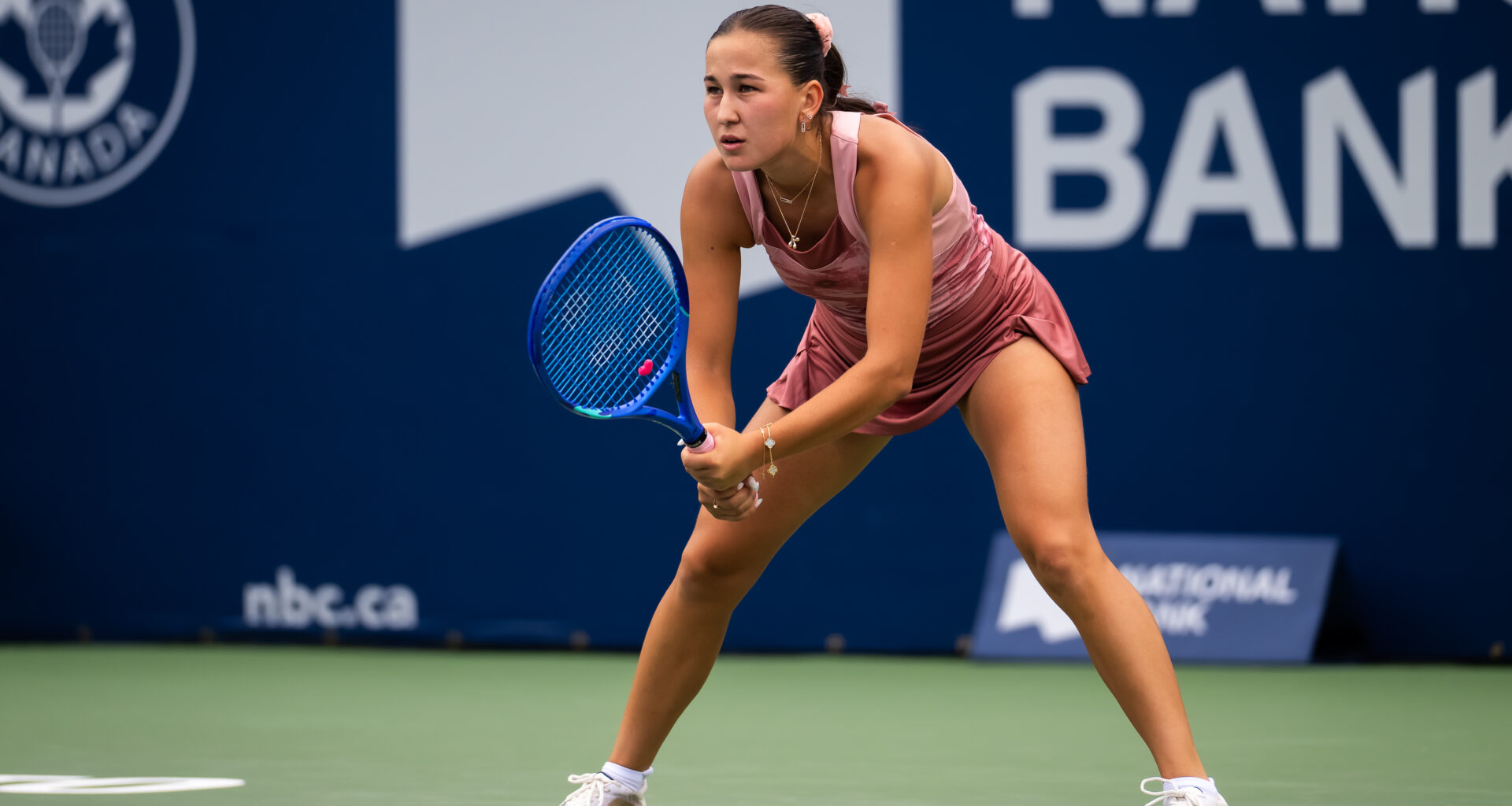 Rakhimova handles Venus Williams in Toronto opener