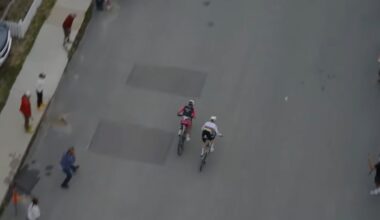 Leadville 100 comes down to a stunning sprint finish in Colorado