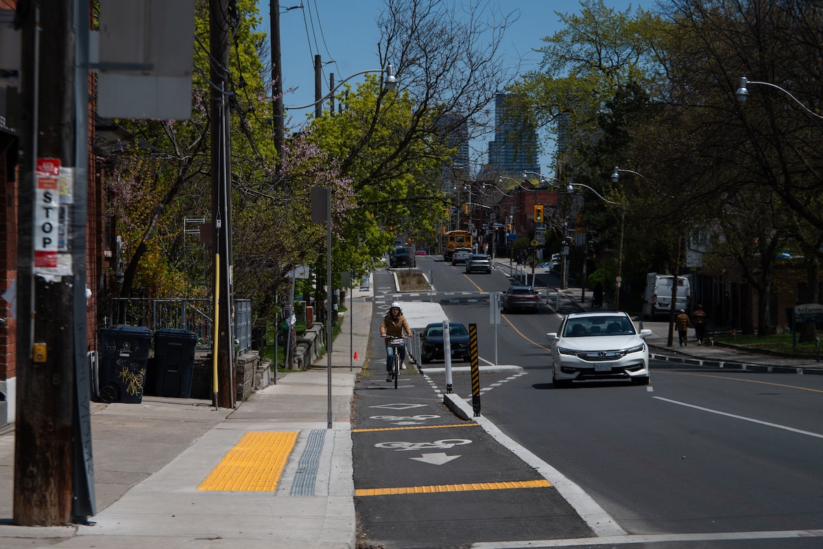 Are Vespas and mopeds allowed in Toronto bike lanes?