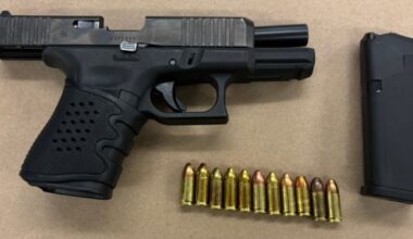 Toronto boy, 16, accused of pointing gun at police officers