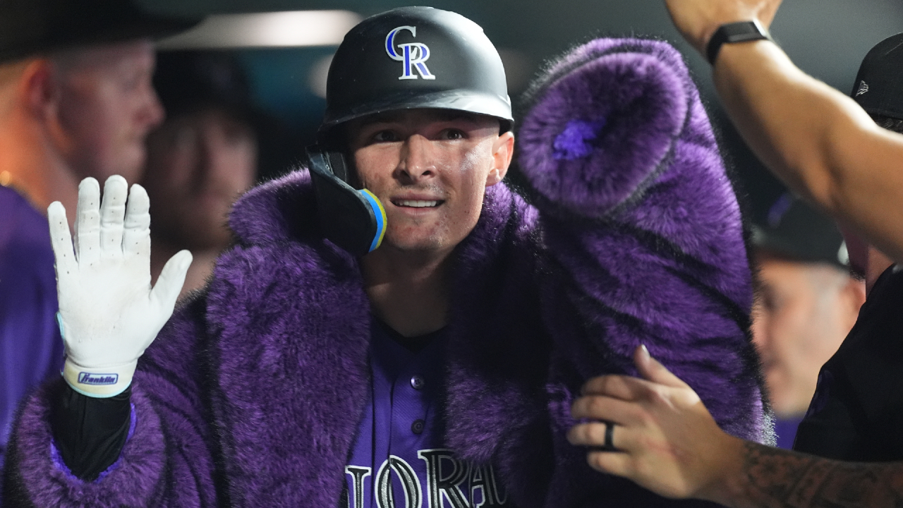 Rockies sign Mickey Moniak to two-year contract extension