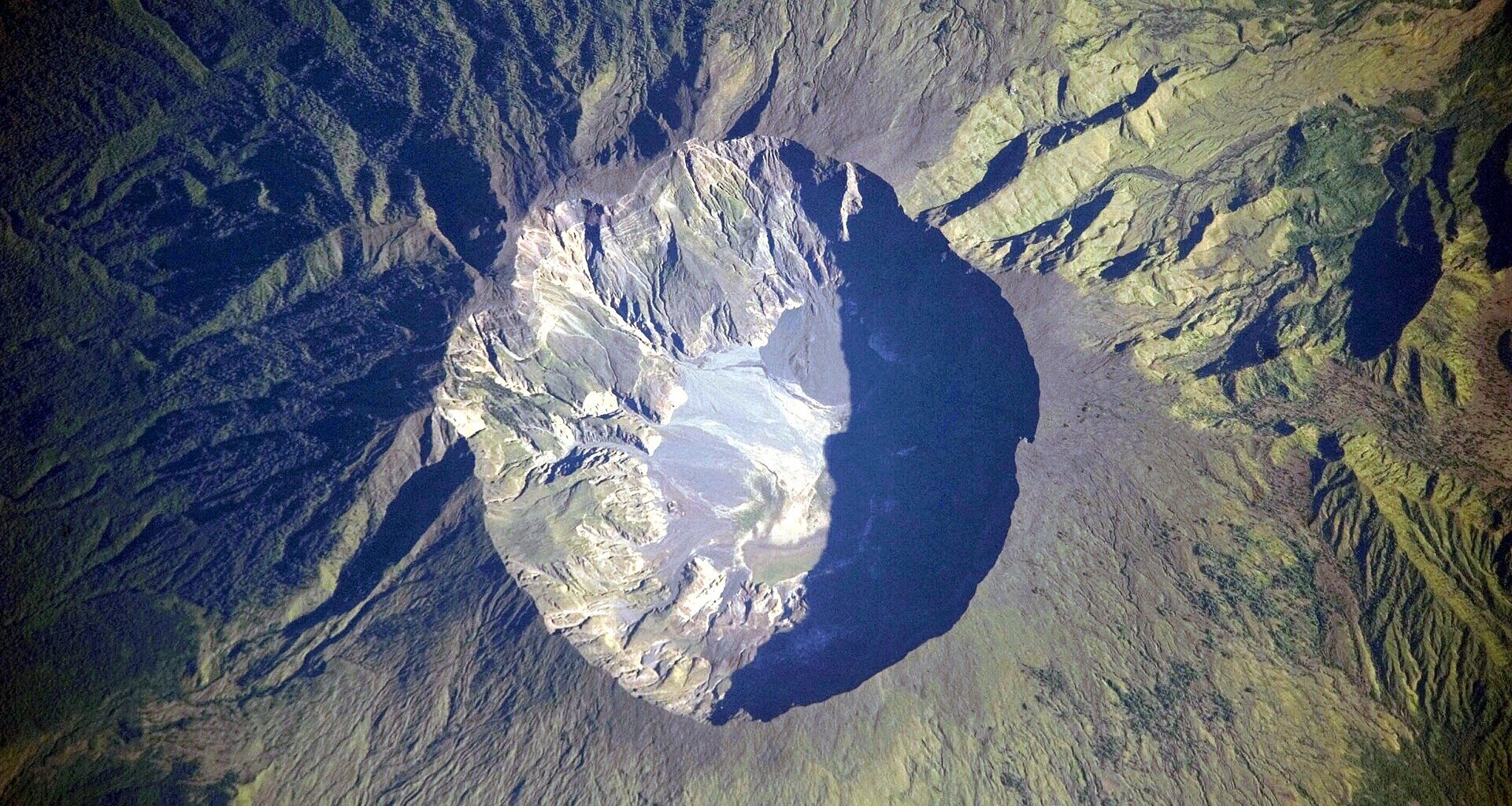 Volcanoes and climate change behind Indian-Pacific breakdown