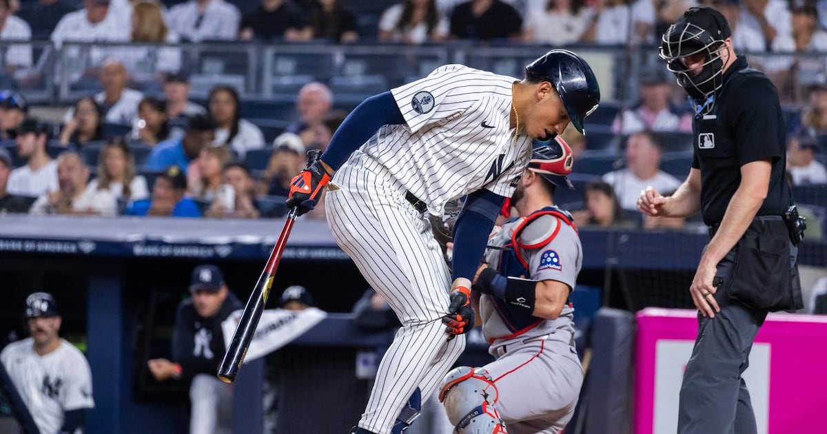 New York Yankees rookie SS George Lombard Jr. day-to-day with right knee discomfort