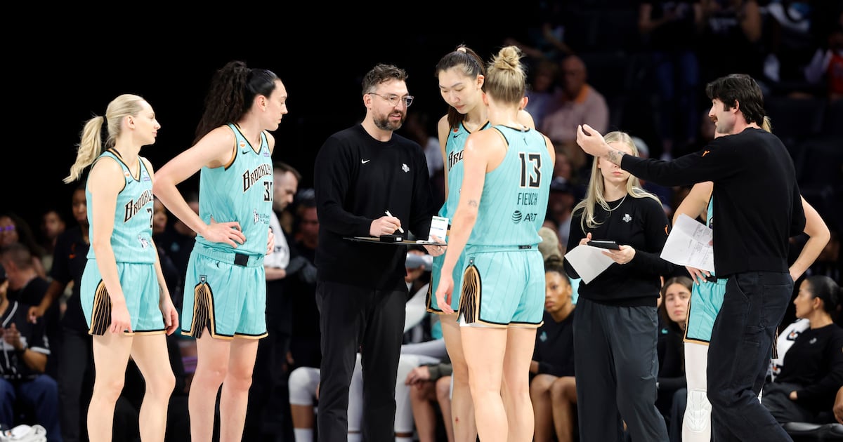 Han Xu scores career-high 19 points to help New York Liberty get past Chicago Sky