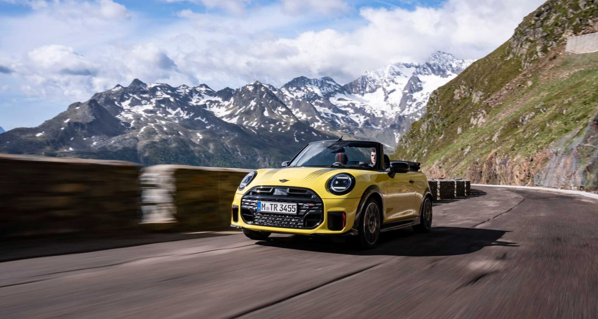 The MINI John Cooper Works Convertible: Top Performance under the open sky.