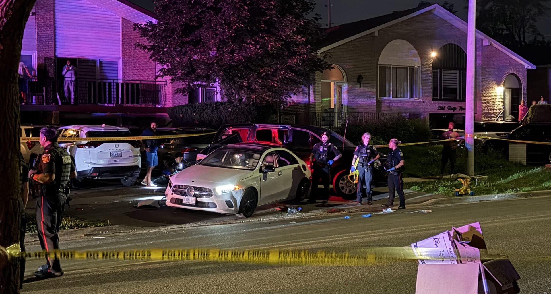 1 dead, 3 arrested in Mississauga police shooting: SIU
