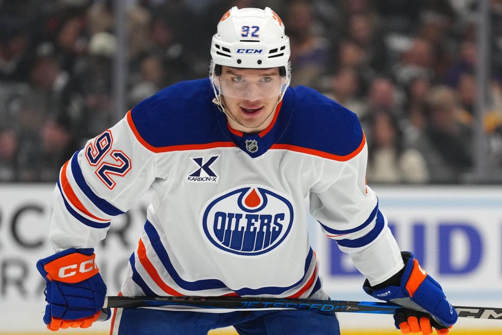 Podkolzin-Oilers canucks