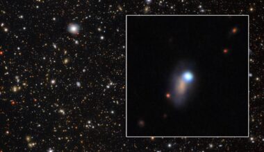 Astronomers witness the strange final moments of a massive star's supernova death (video)