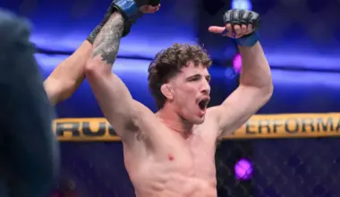Dakota Ditcheva Walkout