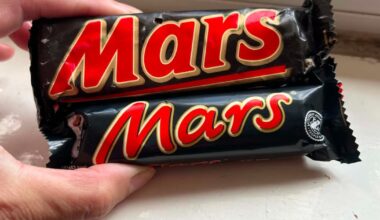 Mars bar from 1991 becomes internet phenomenon
