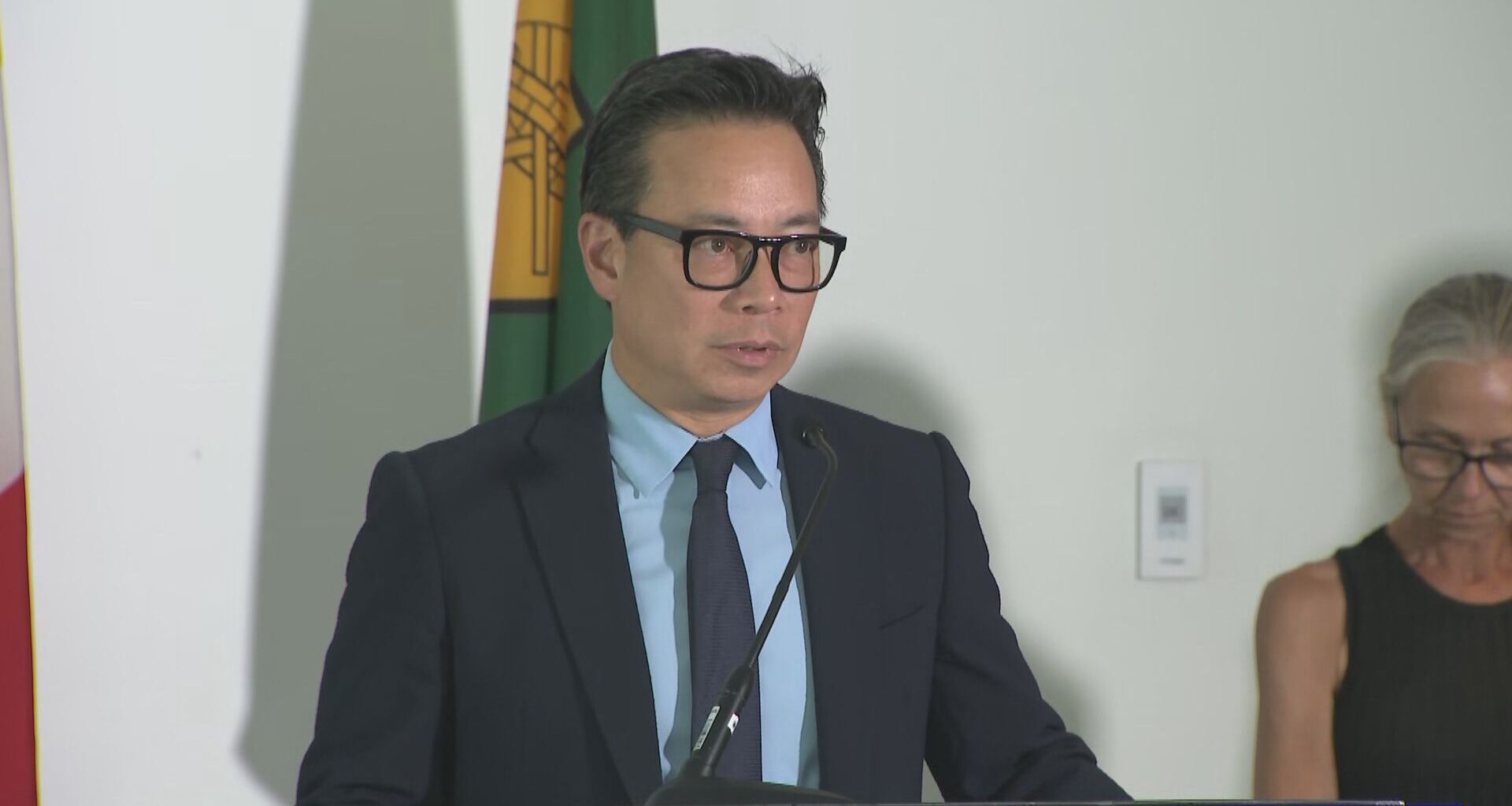 Vancouver mayor calls special council meeting to approve public safety plebiscite