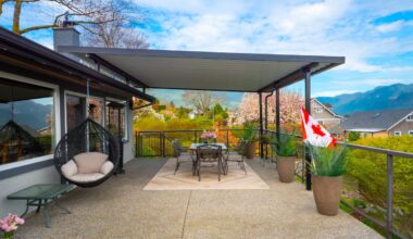 Buyer ‘did very well’ in deal for North Vancouver home near beach