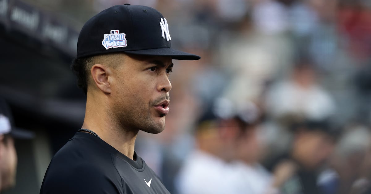 New York Yankees' Giancarlo Stanton suffers setback, 2026 return in jeopardy